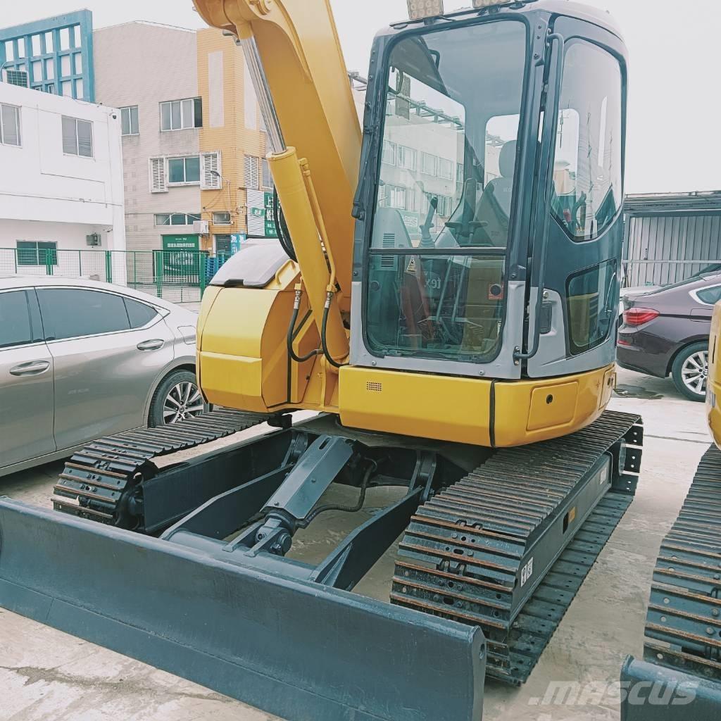 Komatsu PC 78 US 대형 굴삭기 29톤 이상