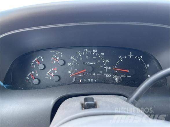 Ford EXCURSION 건설 장비 - 기타
