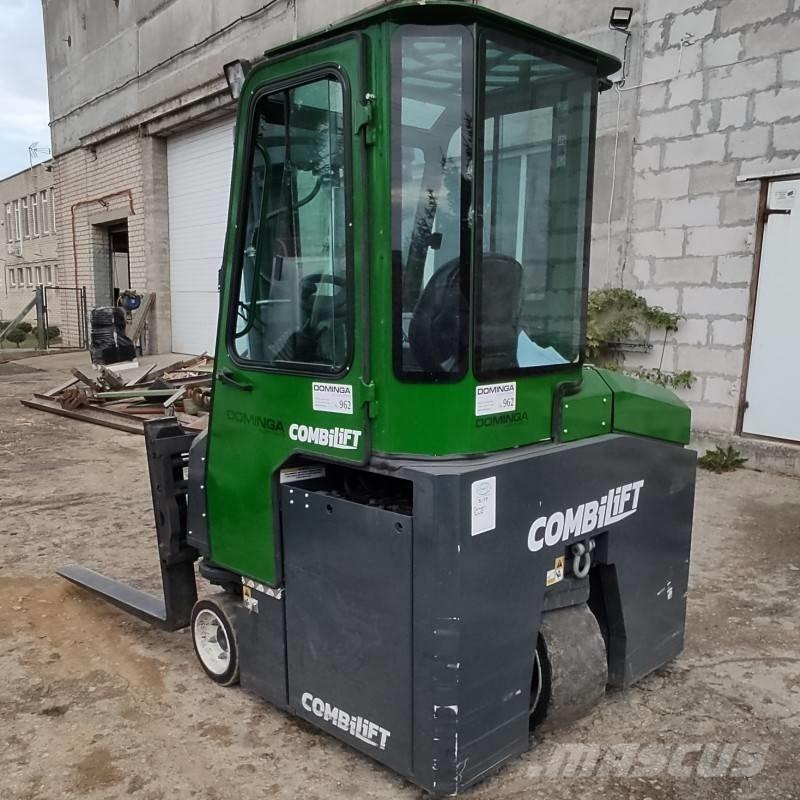 Combilift CBE 2500 4방향 리치트럭