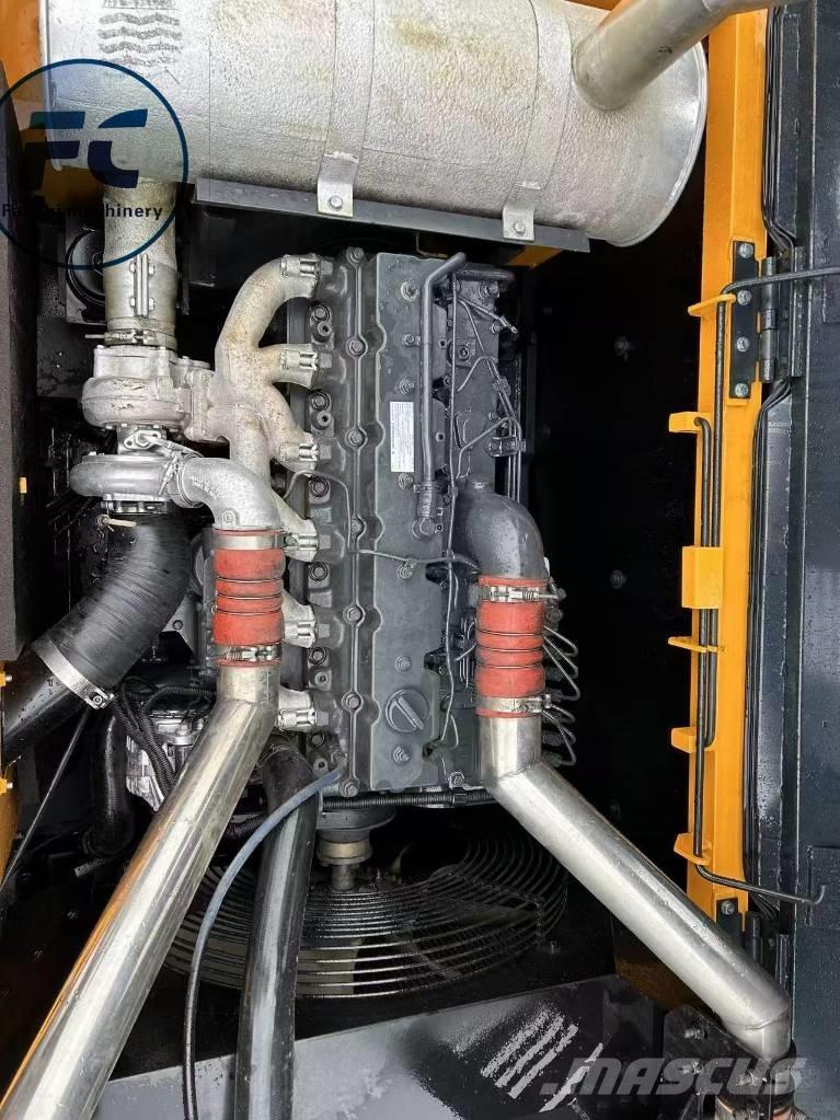 Hyundai 305LC-9T 대형 굴삭기 29톤 이상