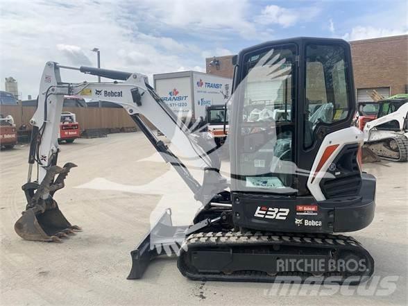 Bobcat E32i 소형 굴삭기 7톤 미만