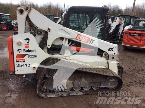 Bobcat T770  스키드로더