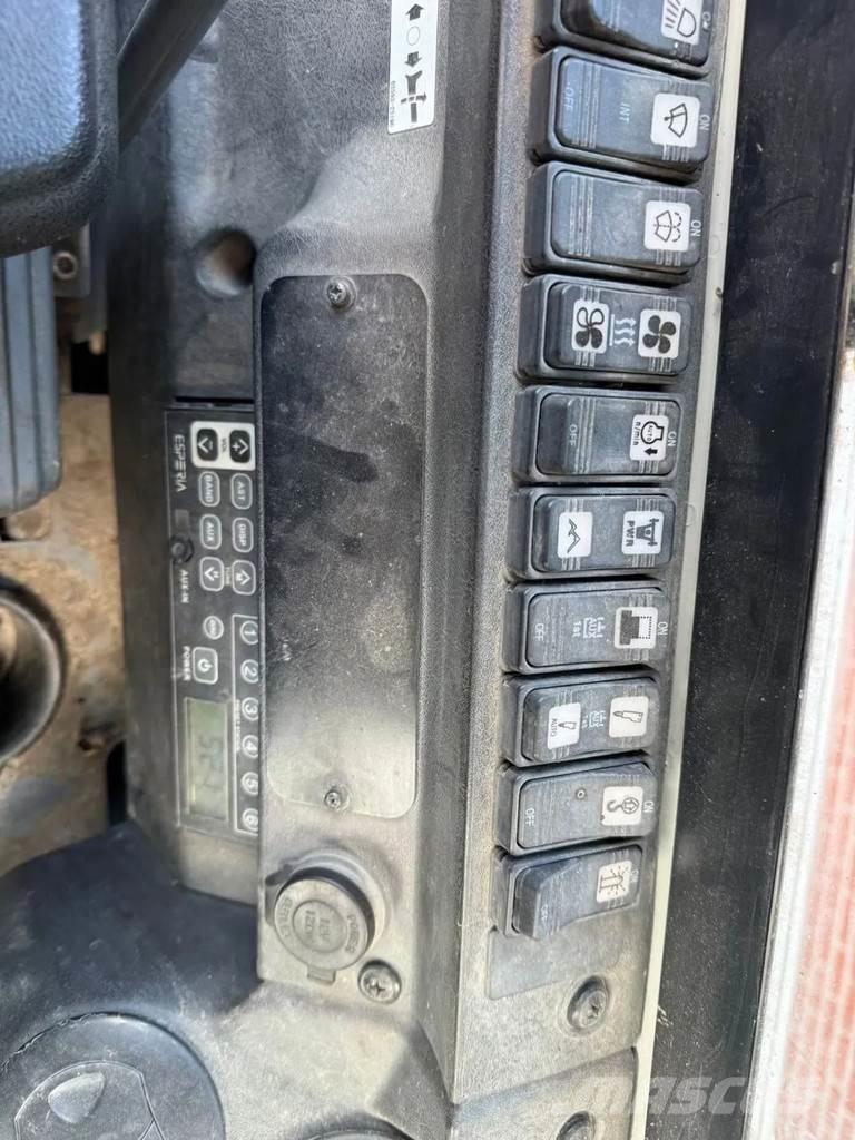 Takeuchi TB230 대형 굴삭기 29톤 이상