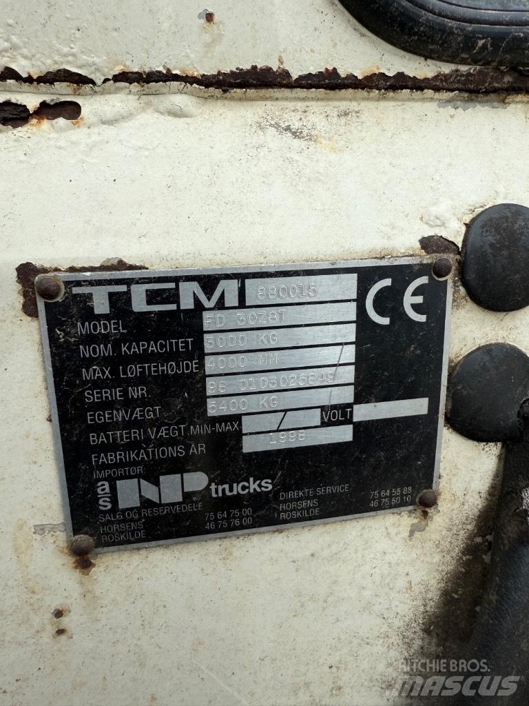 TCM FD 30 디젤 지게차