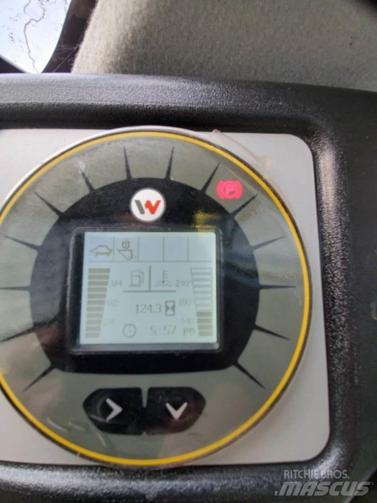 Wacker Neuson ST31 궤도식 로우더