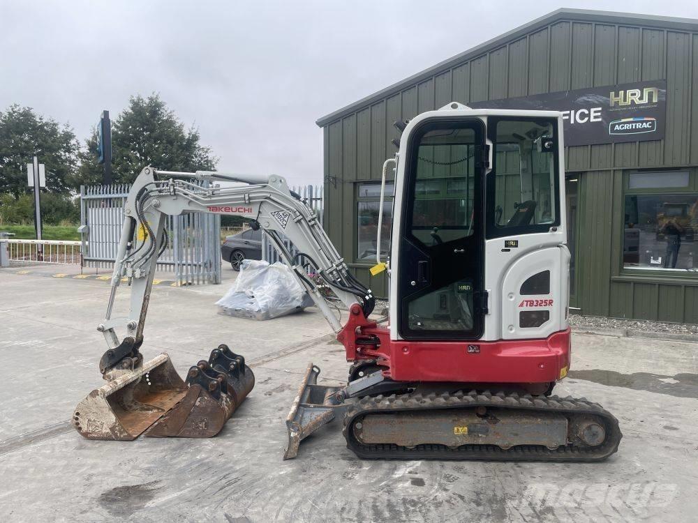 Takeuchi TB 325 R 소형 굴삭기 7톤 미만
