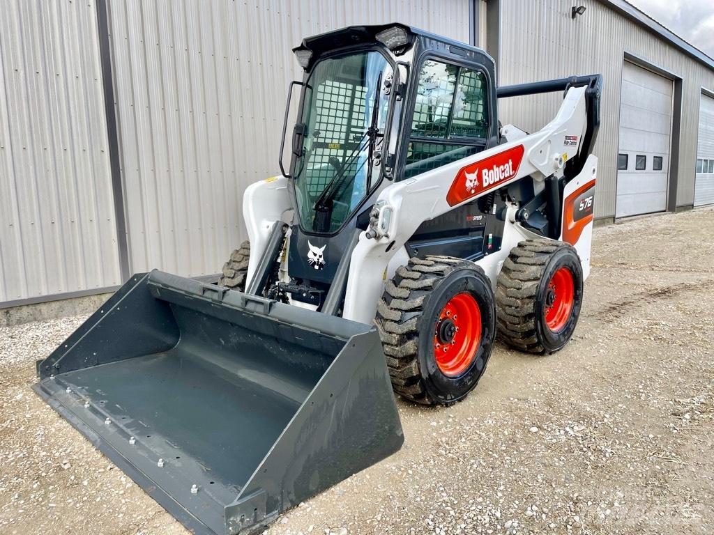 Bobcat S 76  스키드로더