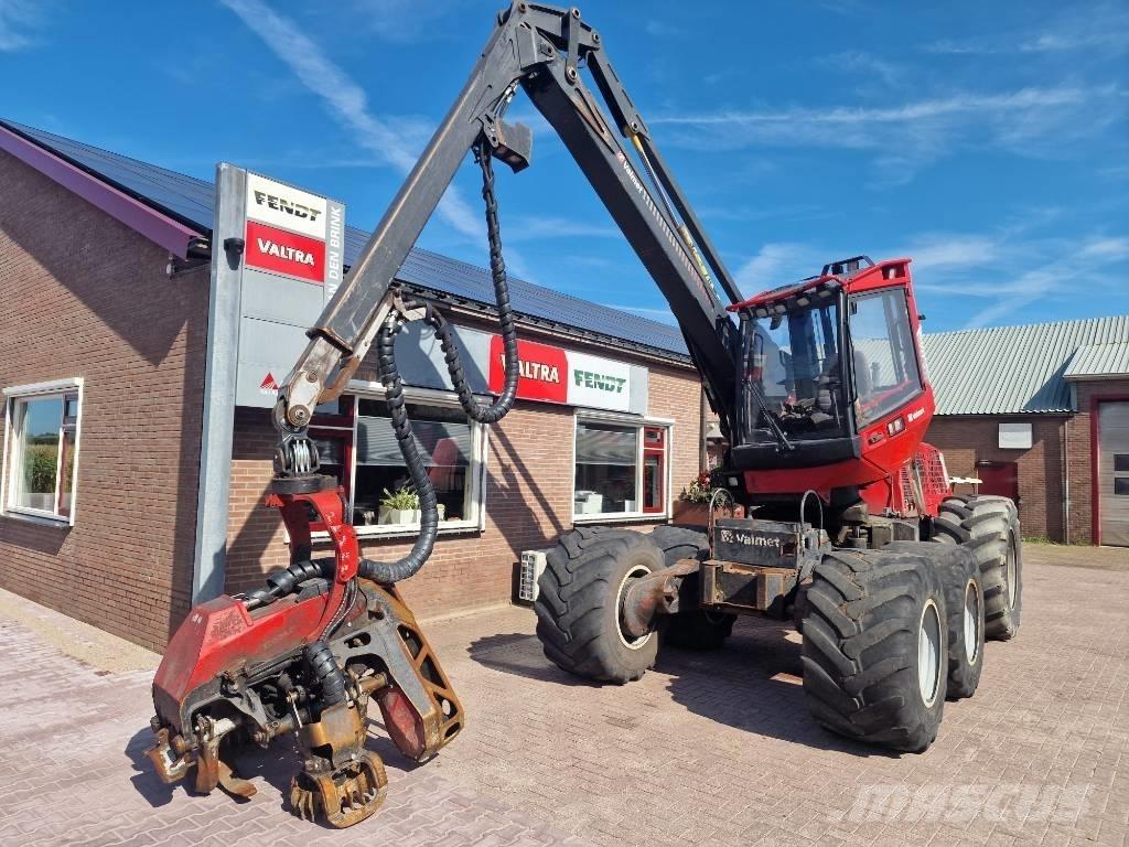 Valmet 911.4 원목 하베스터