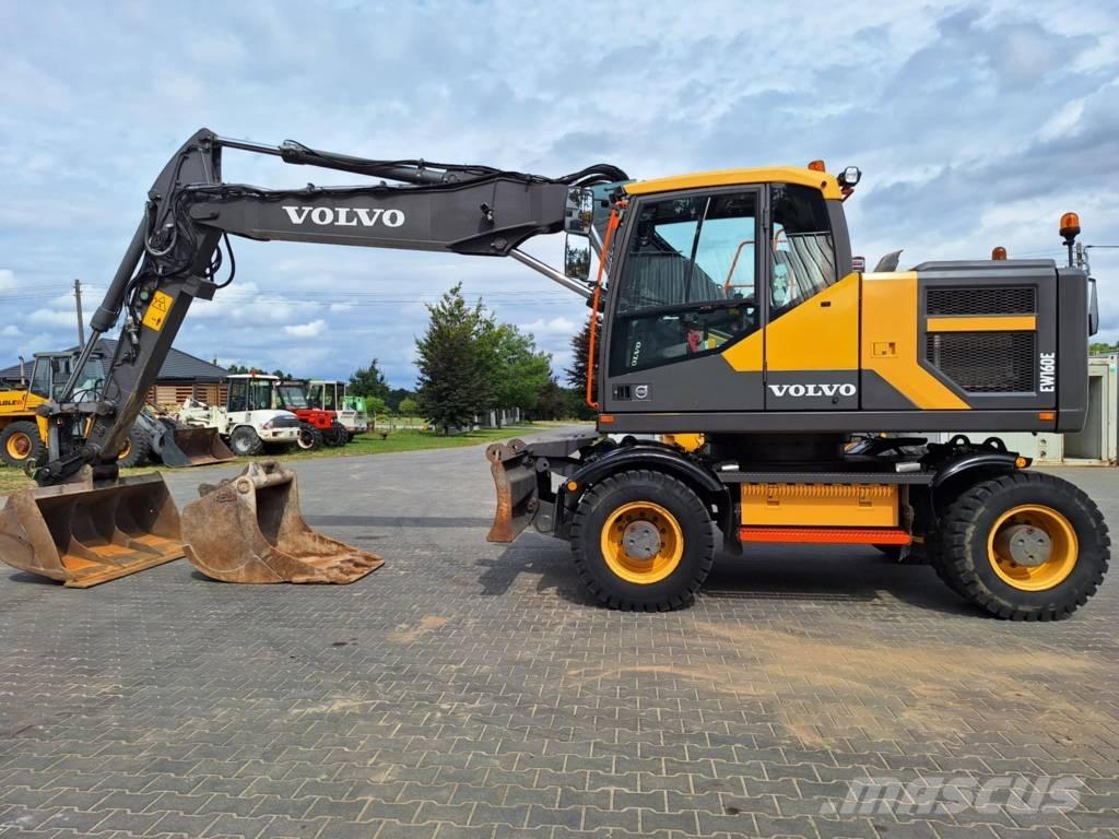 Volvo EW 160 E  휠 굴삭기