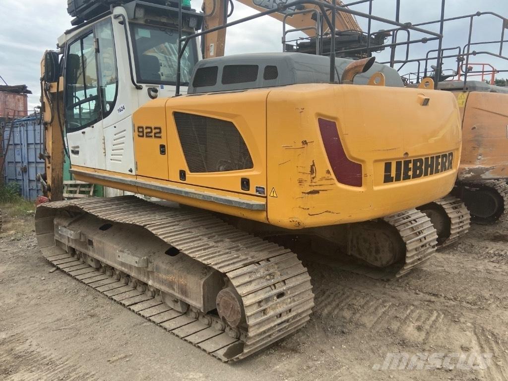 Liebherr R 922 대형 굴삭기 29톤 이상
