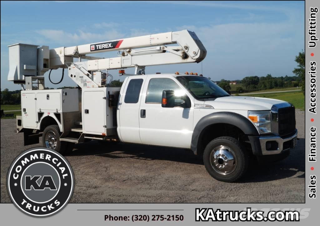 Ford F 550 XLT SD 트럭 탑재 고소작업대