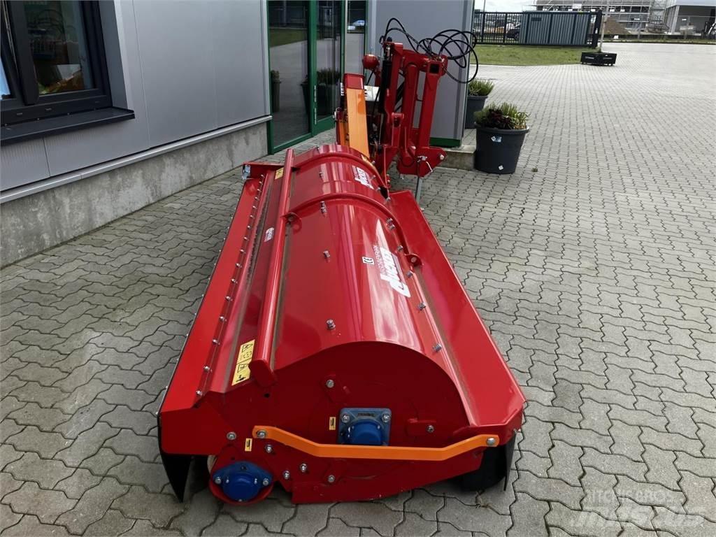 Dücker USM-26 VR4 목장 제초기 및 토퍼