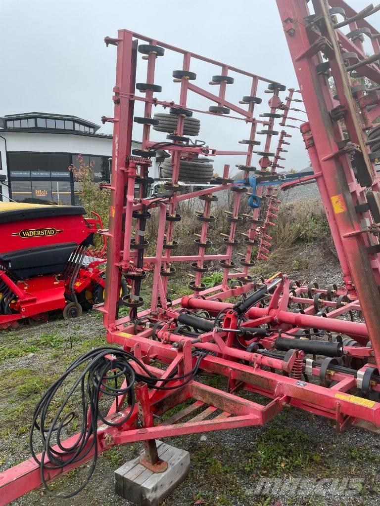 Väderstad NZE 하로우