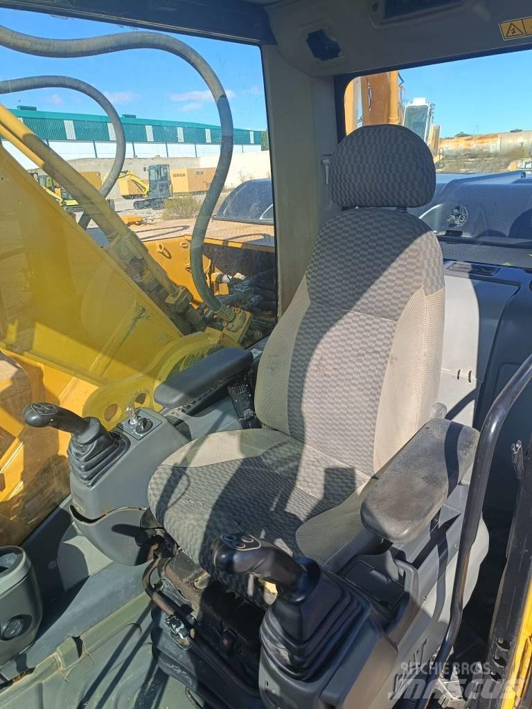 CAT 325 D 대형 굴삭기 29톤 이상