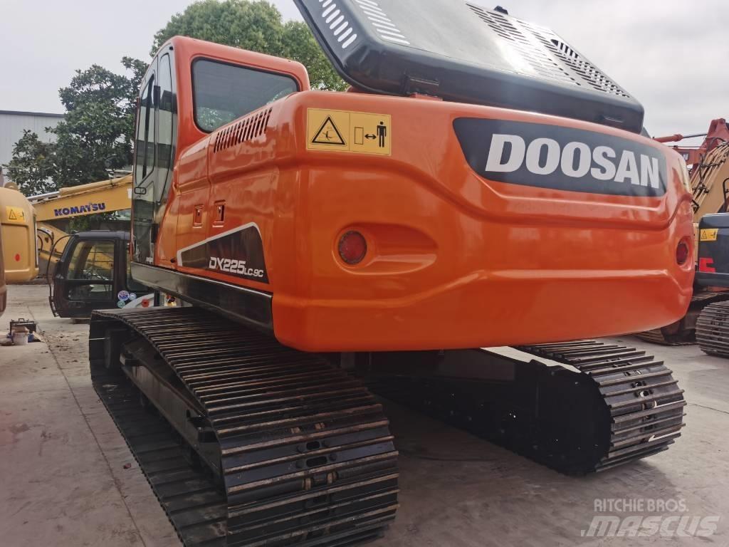 Doosan DX 225 LC-9C 대형 굴삭기 29톤 이상