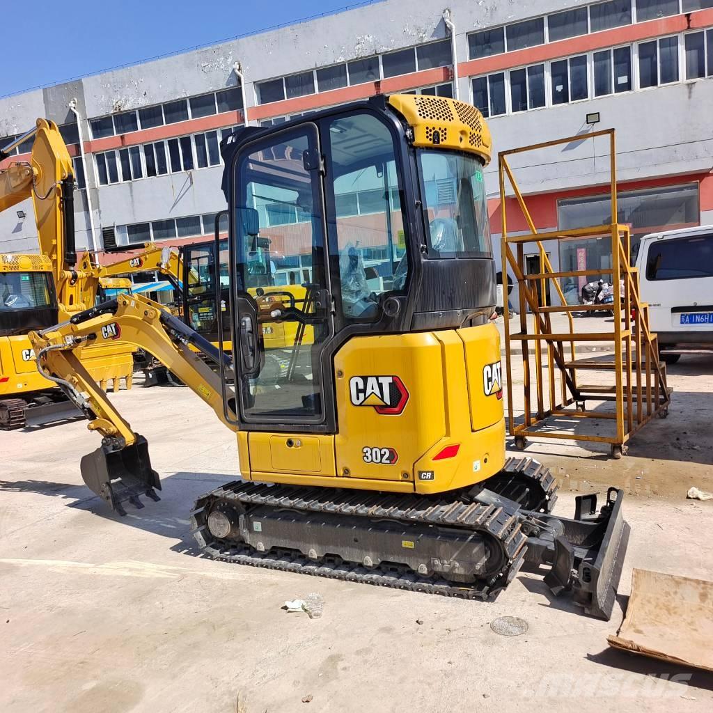 CAT 302 GC 소형 굴삭기 7톤 미만