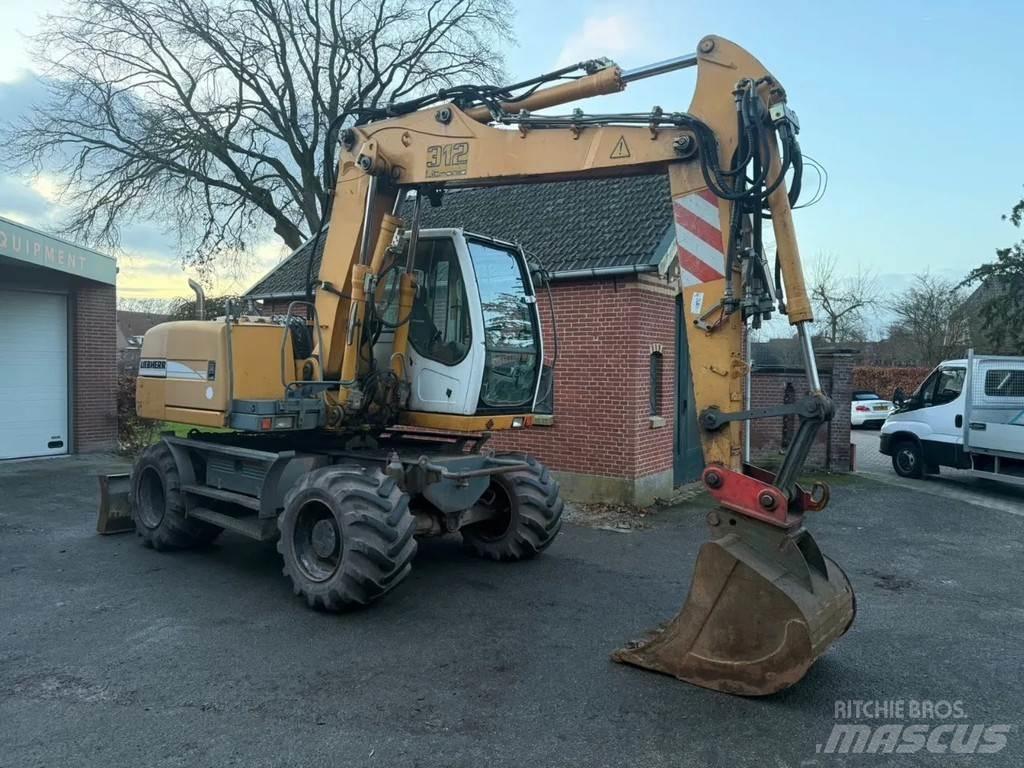 Liebherr A312  휠 굴삭기