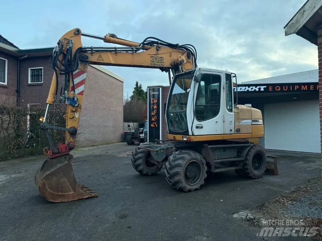 Liebherr A312  휠 굴삭기