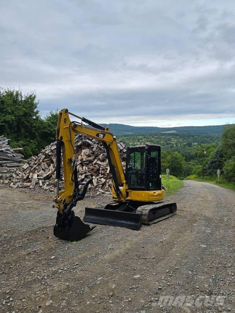 CAT 305.5 E CR 소형 굴삭기 7톤 미만