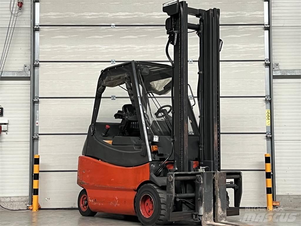 Linde E30 / 03 / 600 전동 지게차