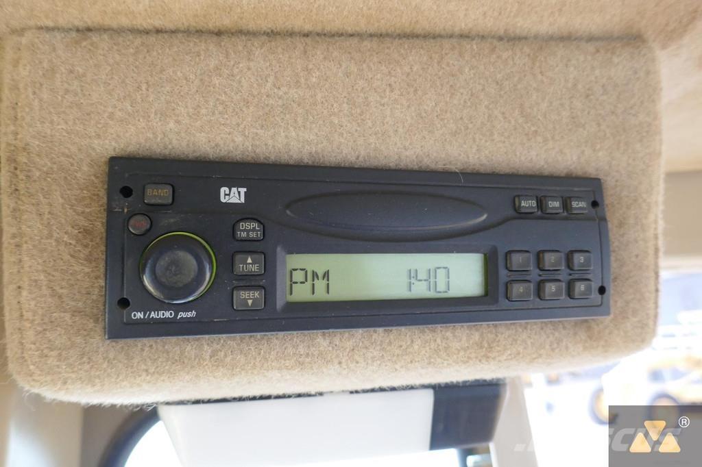 CAT 12H 그레이더