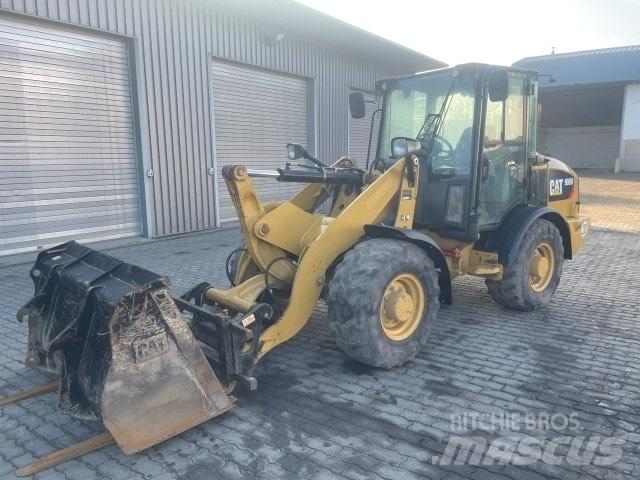 CAT 906  휠로우더