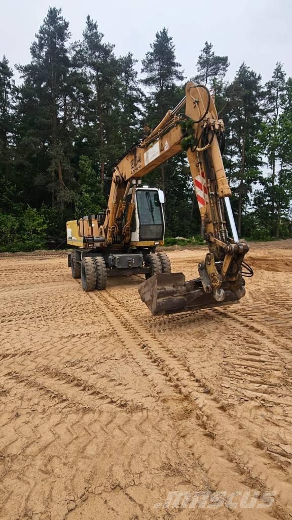 Liebherr 904  휠 굴삭기