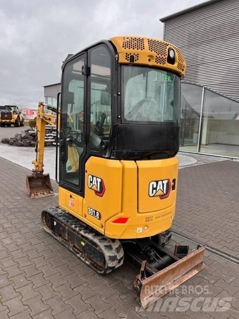 CAT 301.8 소형 굴삭기 7톤 미만