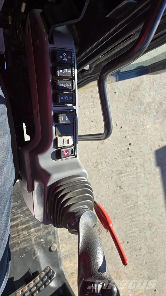 Hitachi ZX 210 LC-6 대형 굴삭기 29톤 이상