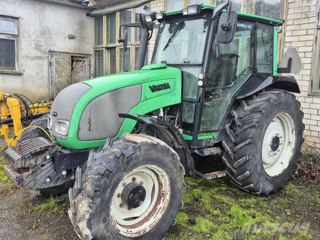 Valtra A 95 트랙터