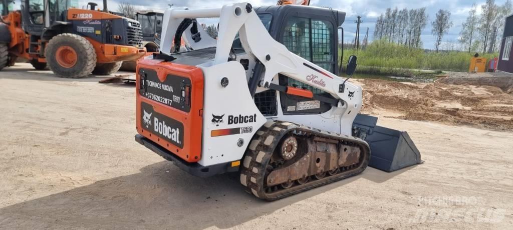 Bobcat T 590  스키드로더