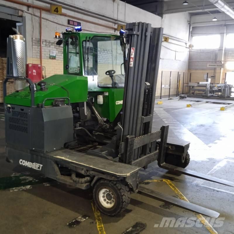 Combilift C 4000 4방향 리치트럭