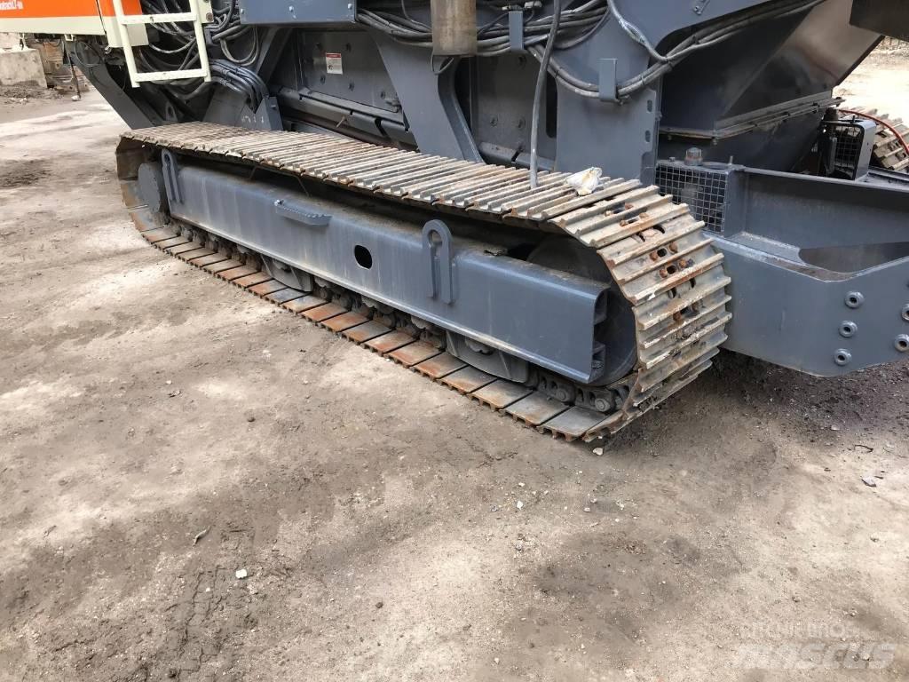 Metso LT 1110 이동식 분쇄기