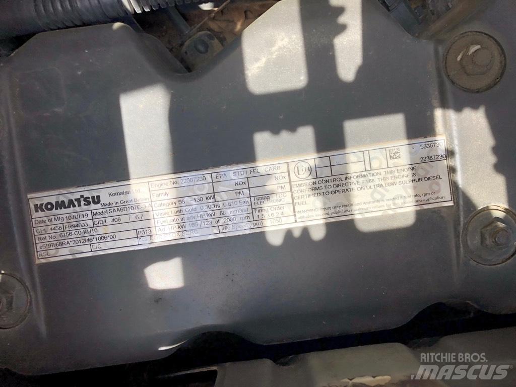 Komatsu PC210LC-11 대형 굴삭기 29톤 이상