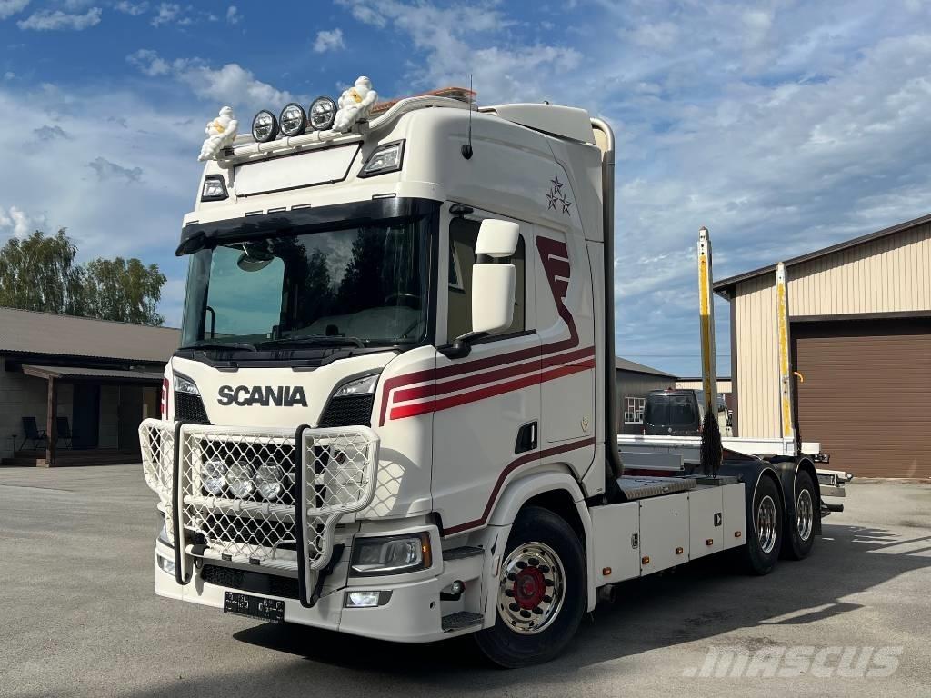 Scania R 730 B6X4NB 목재 트럭