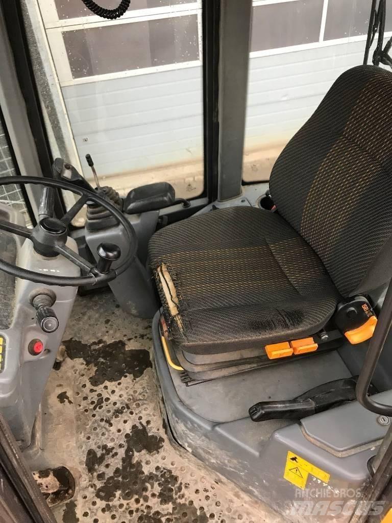Volvo L30B  휠로우더