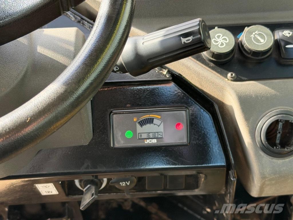 JCB 6 ST 건설현장 덤프트럭