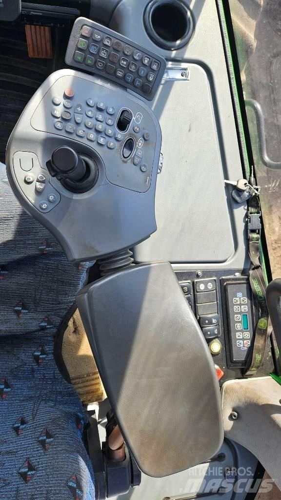 John Deere 1270 E 원목 하베스터