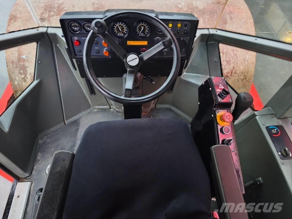 Dynapac CA 302 D 싱글 드럼 롤러