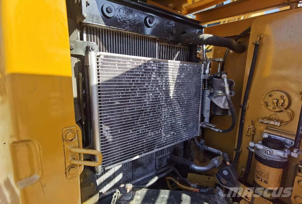 CAT 308 E 2 대형 굴삭기 29톤 이상