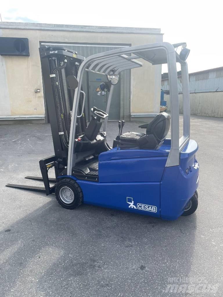Cesab B320 전동 지게차