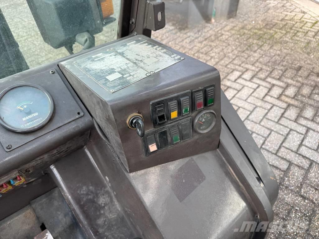 Manitou MH 25.4 T 험지용 트럭