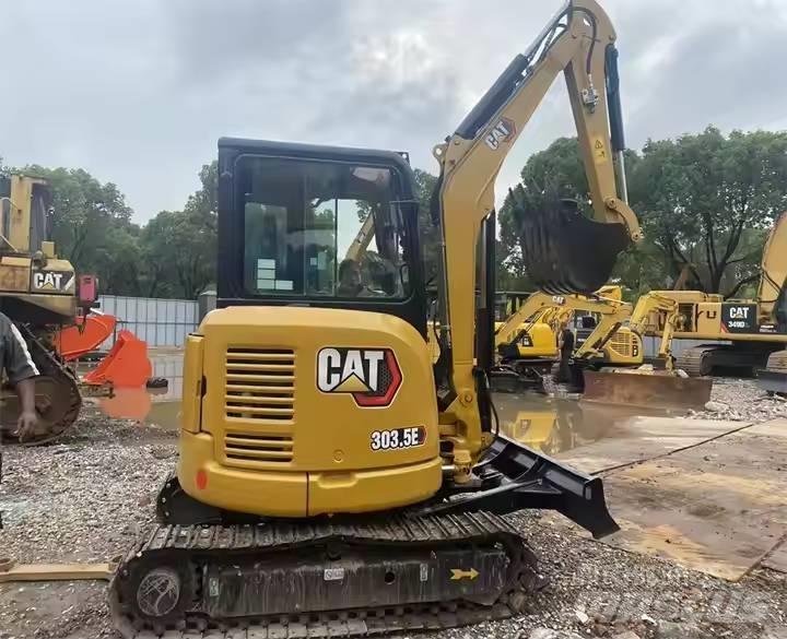 CAT 303.5E 소형 굴삭기 7톤 미만