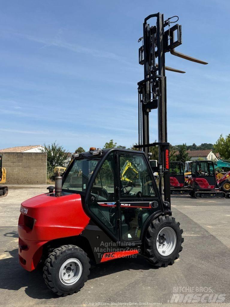Manitou MC 25 험지용 트럭