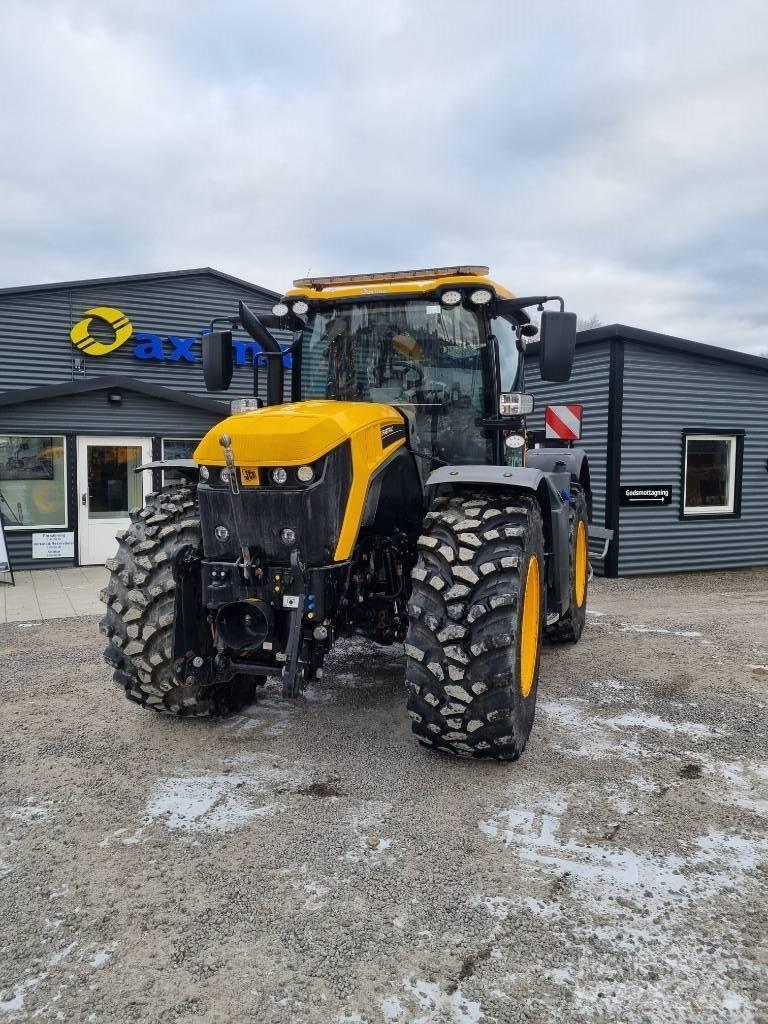 JCB Fastrac 4220 트랙터