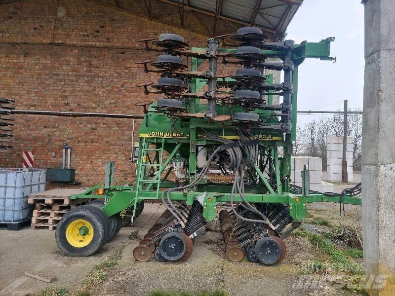 John Deere 750A 농기계 - 기타