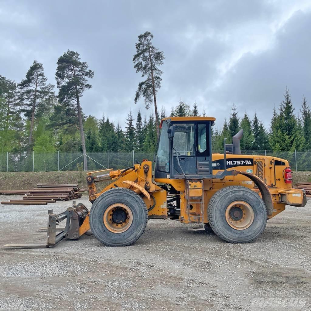 Hyundai HL 757-7 A  휠로우더