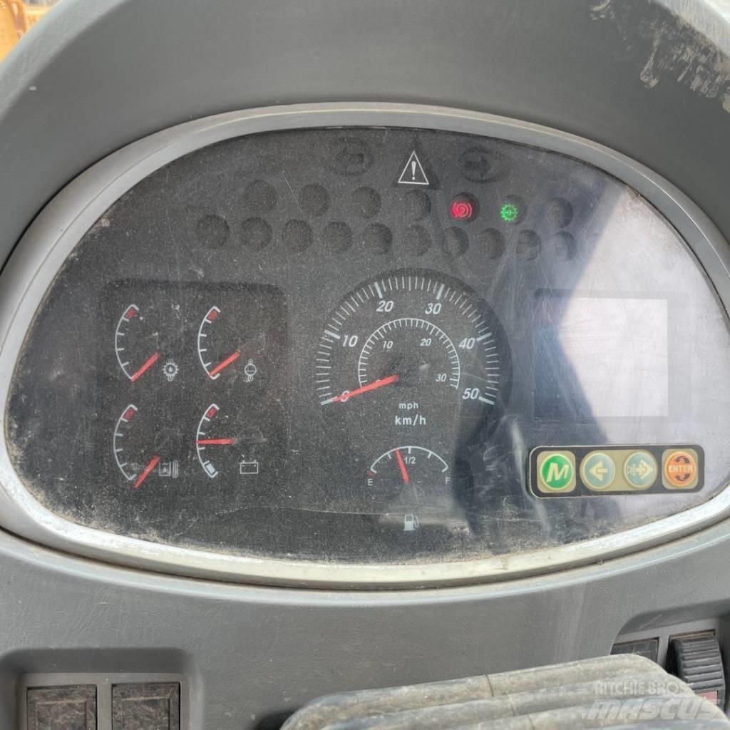Hyundai HL 757-7 A  휠로우더