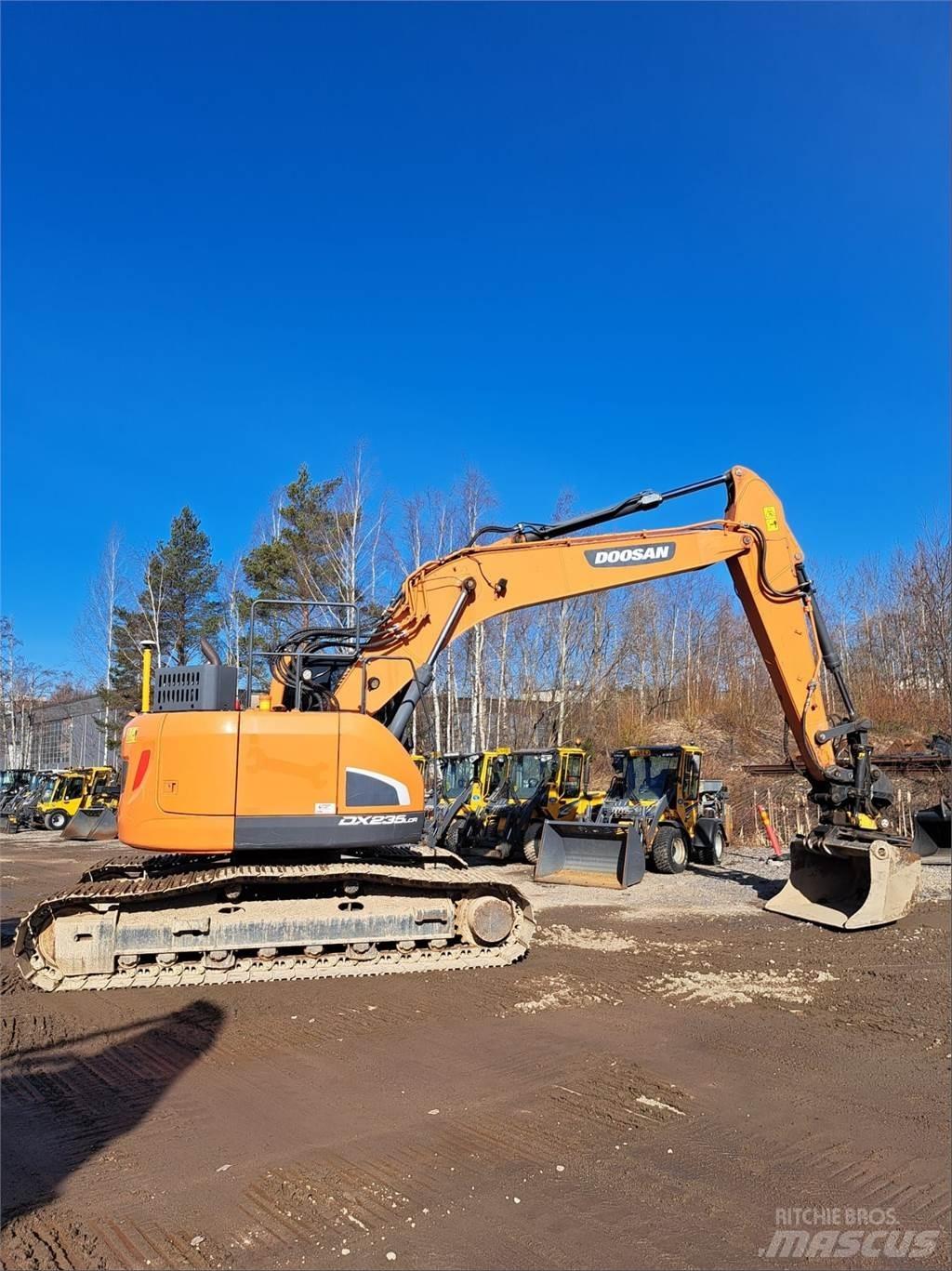 Doosan DX235LCR-5 대형 굴삭기 29톤 이상