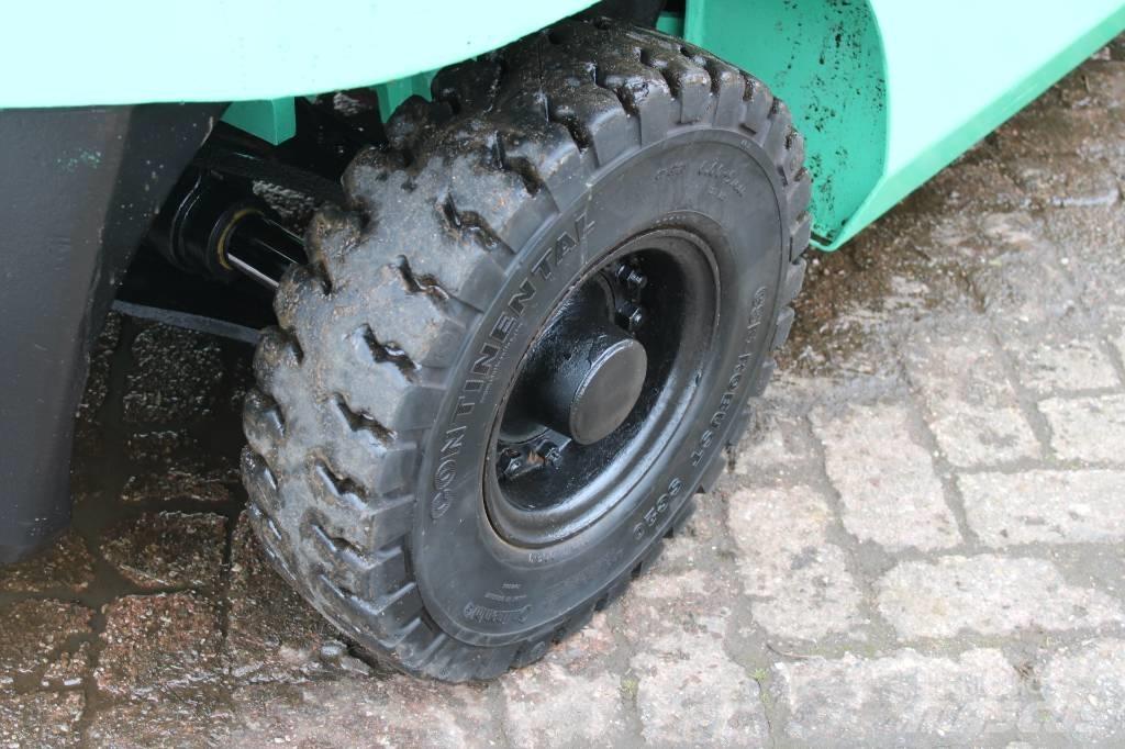 Mitsubishi DFD25NT 디젤 지게차